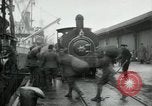 Standbild Dock Vereinigtes Königreich, 1918, aus Sekunde 4 historischem Filmmaterial Videoclip 65675029200