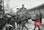 Standbild Dock Vereinigtes Königreich, 1918, aus Sekunde 6 historischem Filmmaterial Videoclip 65675029200