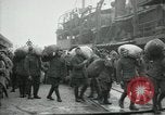 Standbild Dock Vereinigtes Königreich, 1918, aus Sekunde 11 historischem Filmmaterial Videoclip 65675029200