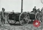 Immagine di A cavallo il campo mobile cucina Francia, 1918, secondo 3 filmato di repertorio 65675029211