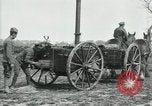 Immagine di A cavallo il campo mobile cucina Francia, 1918, secondo 7 filmato di repertorio 65675029211