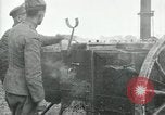 Immagine di A cavallo il campo mobile cucina Francia, 1918, secondo 32 filmato di repertorio 65675029211