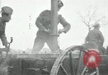 Immagine di A cavallo il campo mobile cucina Francia, 1918, secondo 55 filmato di repertorio 65675029211