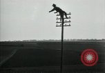 Image un entretien de routine des lignes de communications France, 1918, de la seconde 48 séquences d'archives historiques vidéo 65675029214