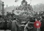 Standbild Tauben veröffentlicht in Celebration Paris Frankreich, 1919, aus Sekunde 12 historischem Filmmaterial Videoclip 65675029217