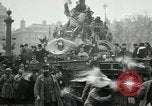 Standbild Tauben veröffentlicht in Celebration Paris Frankreich, 1919, aus Sekunde 15 historischem Filmmaterial Videoclip 65675029217
