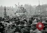 Standbild Tauben veröffentlicht in Celebration Paris Frankreich, 1919, aus Sekunde 39 historischem Filmmaterial Videoclip 65675029217