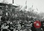 Standbild Tauben veröffentlicht in Celebration Paris Frankreich, 1919, aus Sekunde 58 historischem Filmmaterial Videoclip 65675029217