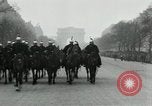 Immagine di Truppe alleate Parigi Francia, 1919, secondo 4 filmato di repertorio 65675029218