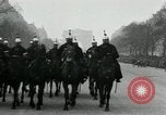 Immagine di Truppe alleate Parigi Francia, 1919, secondo 8 filmato di repertorio 65675029218