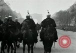 Immagine di Truppe alleate Parigi Francia, 1919, secondo 10 filmato di repertorio 65675029218