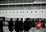 Immagine di La Croce Rossa infermieri tornare negli Stati Uniti Saint Nazaire Francia, 1919, secondo 16 filmato di repertorio 65675029221