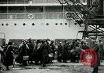 Immagine di La Croce Rossa infermieri tornare negli Stati Uniti Saint Nazaire Francia, 1919, secondo 24 filmato di repertorio 65675029221