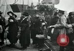 Immagine di La Croce Rossa infermieri tornare negli Stati Uniti Saint Nazaire Francia, 1919, secondo 44 filmato di repertorio 65675029221