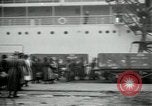Immagine di La Croce Rossa infermieri tornare negli Stati Uniti Saint Nazaire Francia, 1919, secondo 46 filmato di repertorio 65675029221