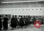 Immagine di La Croce Rossa infermieri tornare negli Stati Uniti Saint Nazaire Francia, 1919, secondo 51 filmato di repertorio 65675029221