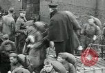 Standbild American 42 Küstenartillerie Rückkehr aus Ersten Weltkrieg Saint Nazaire Frankreich, 1919, aus Sekunde 54 historischem Filmmaterial Videoclip 65675029222