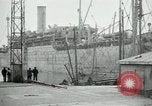 Standbild American 64 Küstenartillerie Rückkehr Saint Nazaire Frankreich, 1919, aus Sekunde 13 historischem Filmmaterial Videoclip 65675029226
