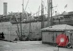 Standbild American 64 Küstenartillerie Rückkehr Saint Nazaire Frankreich, 1919, aus Sekunde 20 historischem Filmmaterial Videoclip 65675029226