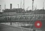 Standbild American 64 Küstenartillerie Rückkehr Saint Nazaire Frankreich, 1919, aus Sekunde 40 historischem Filmmaterial Videoclip 65675029226