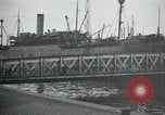 Standbild American 64 Küstenartillerie Rückkehr Saint Nazaire Frankreich, 1919, aus Sekunde 42 historischem Filmmaterial Videoclip 65675029226