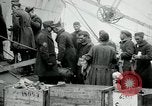 Standbild American 64 Küstenartillerie Rückkehr Saint Nazaire Frankreich, 1919, aus Sekunde 48 historischem Filmmaterial Videoclip 65675029226
