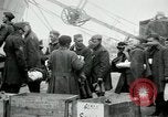 Standbild American 64 Küstenartillerie Rückkehr Saint Nazaire Frankreich, 1919, aus Sekunde 54 historischem Filmmaterial Videoclip 65675029226