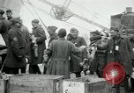 Standbild American 64 Küstenartillerie Rückkehr Saint Nazaire Frankreich, 1919, aus Sekunde 56 historischem Filmmaterial Videoclip 65675029226