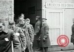 Standbild verletzten amerikanischen Truppen Rückkehr aus Ersten Weltkrieg Saint Nazaire Frankreich, 1919, aus Sekunde 16 historischem Filmmaterial Videoclip 65675029227