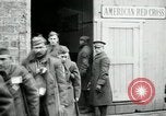 Standbild verletzten amerikanischen Truppen Rückkehr aus Ersten Weltkrieg Saint Nazaire Frankreich, 1919, aus Sekunde 17 historischem Filmmaterial Videoclip 65675029227
