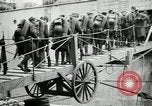 Standbild American70th und 71 Küste Artillerie auf SS Mandschurei Saint Nazaire Frankreich, 1919, aus Sekunde 15 historischem Filmmaterial Videoclip 65675029228