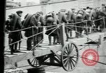 Standbild American70th und 71 Küste Artillerie auf SS Mandschurei Saint Nazaire Frankreich, 1919, aus Sekunde 16 historischem Filmmaterial Videoclip 65675029228