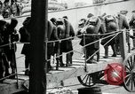 Standbild American70th und 71 Küste Artillerie auf SS Mandschurei Saint Nazaire Frankreich, 1919, aus Sekunde 19 historischem Filmmaterial Videoclip 65675029228