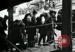 Standbild American70th und 71 Küste Artillerie auf SS Mandschurei Saint Nazaire Frankreich, 1919, aus Sekunde 25 historischem Filmmaterial Videoclip 65675029228