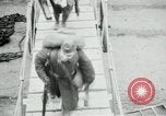 Standbild American70th und 71 Küste Artillerie auf SS Mandschurei Saint Nazaire Frankreich, 1919, aus Sekunde 47 historischem Filmmaterial Videoclip 65675029228