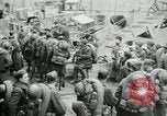 Standbild American70th und 71 Küste Artillerie auf SS Mandschurei Saint Nazaire Frankreich, 1919, aus Sekunde 53 historischem Filmmaterial Videoclip 65675029228