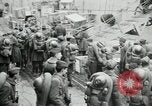 Standbild American70th und 71 Küste Artillerie auf SS Mandschurei Saint Nazaire Frankreich, 1919, aus Sekunde 60 historischem Filmmaterial Videoclip 65675029228