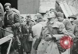 Immagine di American settantesimo e 71st artiglieria costiera ritorno dopo la prima guerra mondiale Saint Nazaire Francia, 1919, secondo 16 filmato di repertorio 65675029229