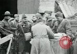 Immagine di American settantesimo e 71st artiglieria costiera ritorno dopo la prima guerra mondiale Saint Nazaire Francia, 1919, secondo 23 filmato di repertorio 65675029229
