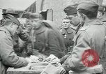 Immagine di American settantesimo e 71st artiglieria costiera ritorno dopo la prima guerra mondiale Saint Nazaire Francia, 1919, secondo 28 filmato di repertorio 65675029229