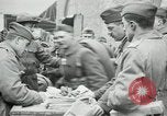 Immagine di American settantesimo e 71st artiglieria costiera ritorno dopo la prima guerra mondiale Saint Nazaire Francia, 1919, secondo 29 filmato di repertorio 65675029229