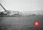 Standbild Railroad guns Belleville Frankreich, 1918, aus Sekunde 26 historischem Filmmaterial Videoclip 65675029230