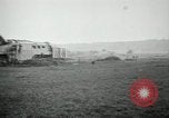 Standbild Railroad guns Belleville Frankreich, 1918, aus Sekunde 27 historischem Filmmaterial Videoclip 65675029230