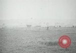 Standbild Railroad guns Belleville Frankreich, 1918, aus Sekunde 32 historischem Filmmaterial Videoclip 65675029230