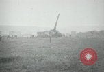 Standbild Railroad guns Belleville Frankreich, 1918, aus Sekunde 37 historischem Filmmaterial Videoclip 65675029230