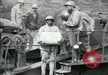 Standbild Schneider Obusiers de 520 Belleville Frankreich, 1918, aus Sekunde 17 historischem Filmmaterial Videoclip 65675029231