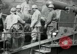 Standbild Schneider Obusiers de 520 Belleville Frankreich, 1918, aus Sekunde 55 historischem Filmmaterial Videoclip 65675029231