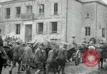 Immagine di US Army 28 Fanteria nella prima guerra mondiale Chevenges Francia, 1918, secondo 51 filmato di repertorio 65675029236
