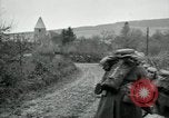 Standbild US Army Besetzung Chevenges Nouart und Romagne Frankreich, 1918, aus Sekunde 51 historischem Filmmaterial Videoclip 65675029237