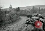 Standbild US Army Besetzung Chevenges Nouart und Romagne Frankreich, 1918, aus Sekunde 55 historischem Filmmaterial Videoclip 65675029237